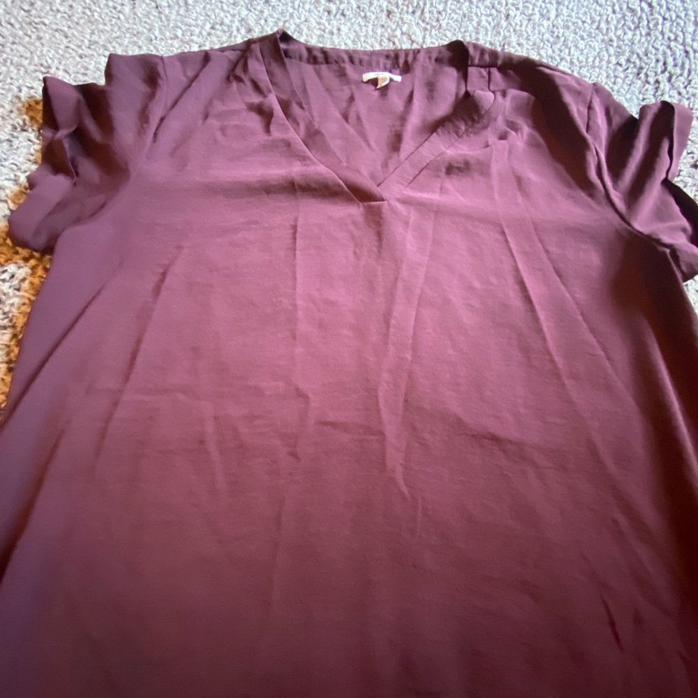 Maurices v-neck top, XL